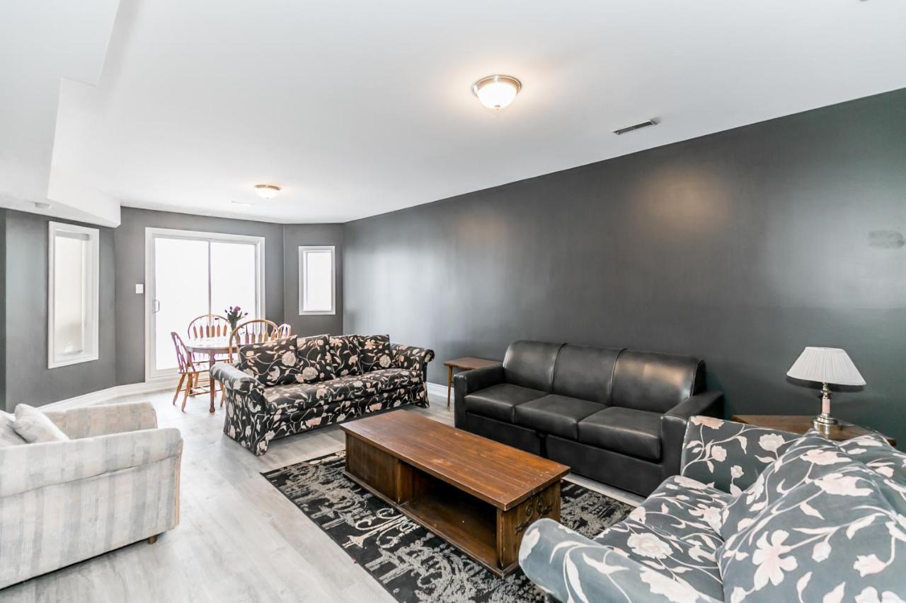Beach1 Riverfront Holiday home Wasaga Beach